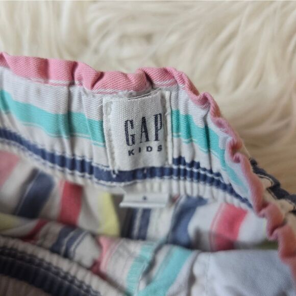 GAP Multicolor Striped Shorts - Picture 2 of 3